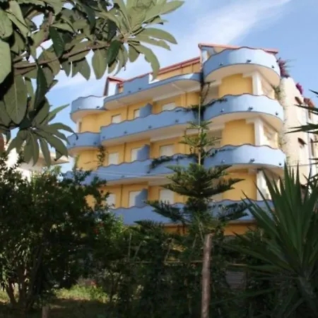 Daire Casa Vacanze Palazzo Scavuzzo *